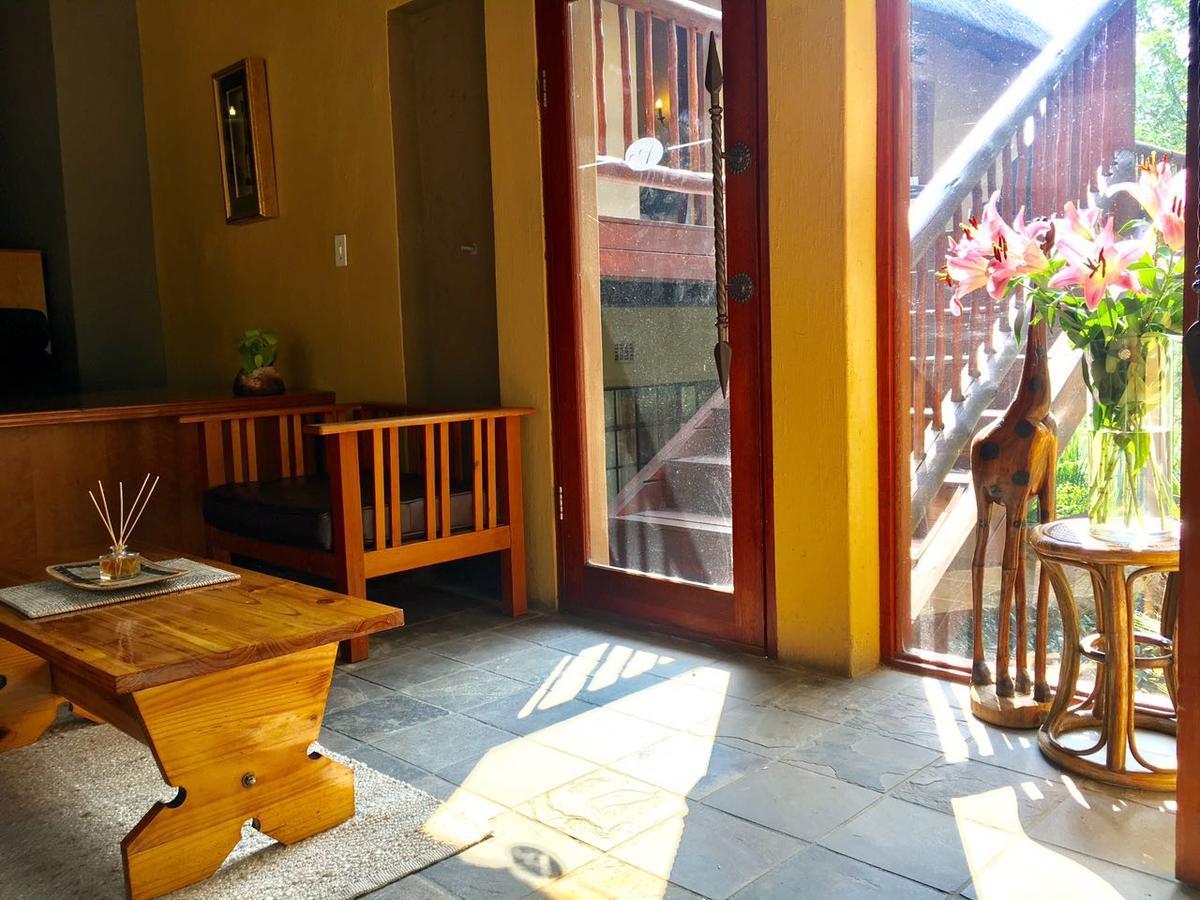 The Rivonia River Lodge ヨハネスブルグ エクステリア 写真