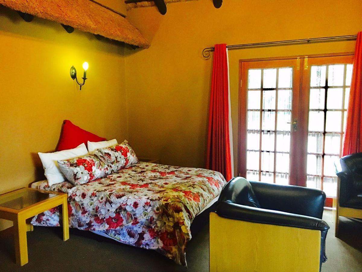 The Rivonia River Lodge ヨハネスブルグ エクステリア 写真