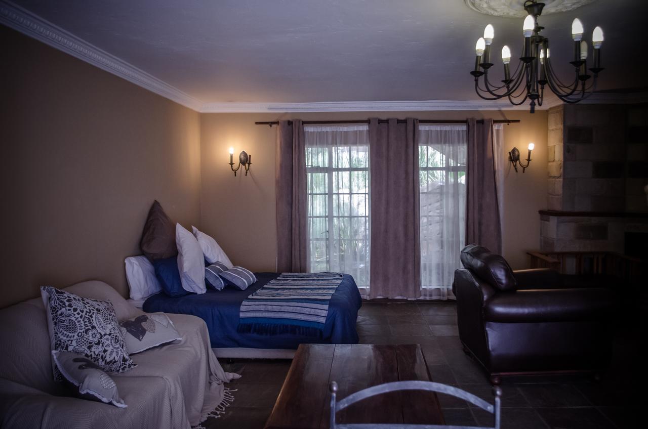 The Rivonia River Lodge ヨハネスブルグ エクステリア 写真